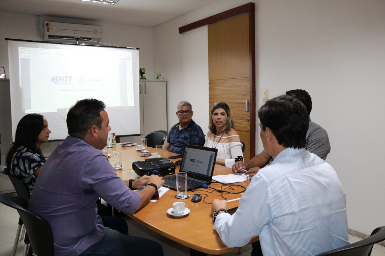 Prefeitura volta a dialogar com moradores do Jabotiana sobre mobilidade urbana - SMTT Aracaju